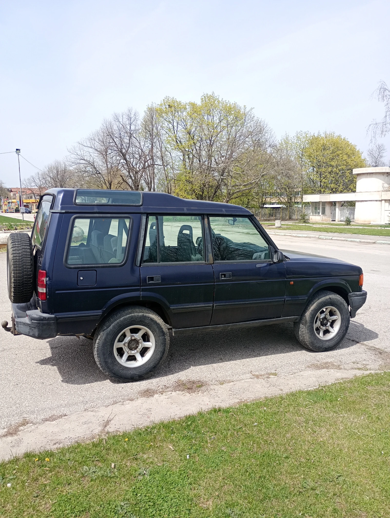 Land Rover Discovery, снимка 2 - Автомобили и джипове - 54645751