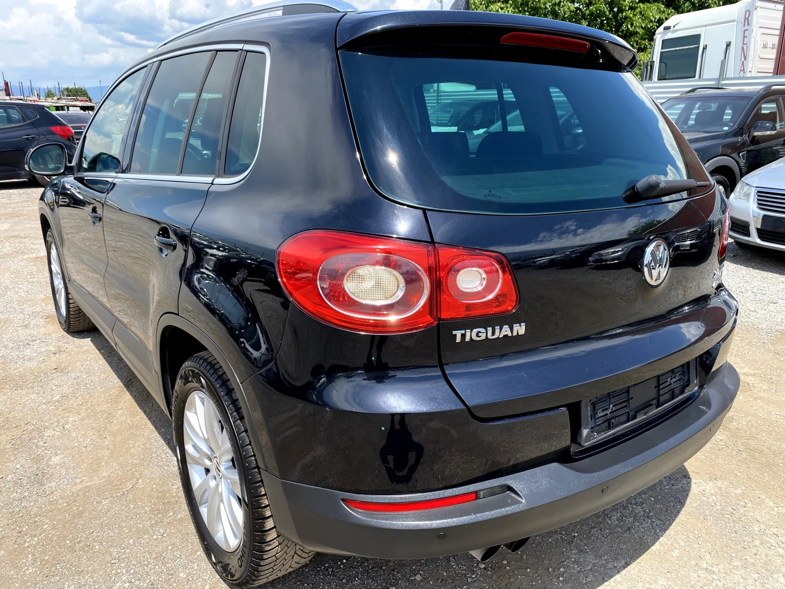VW Tiguan 2.0TDI 4Motion Multimedia, снимка 3 - Автомобили и джипове - 54867241