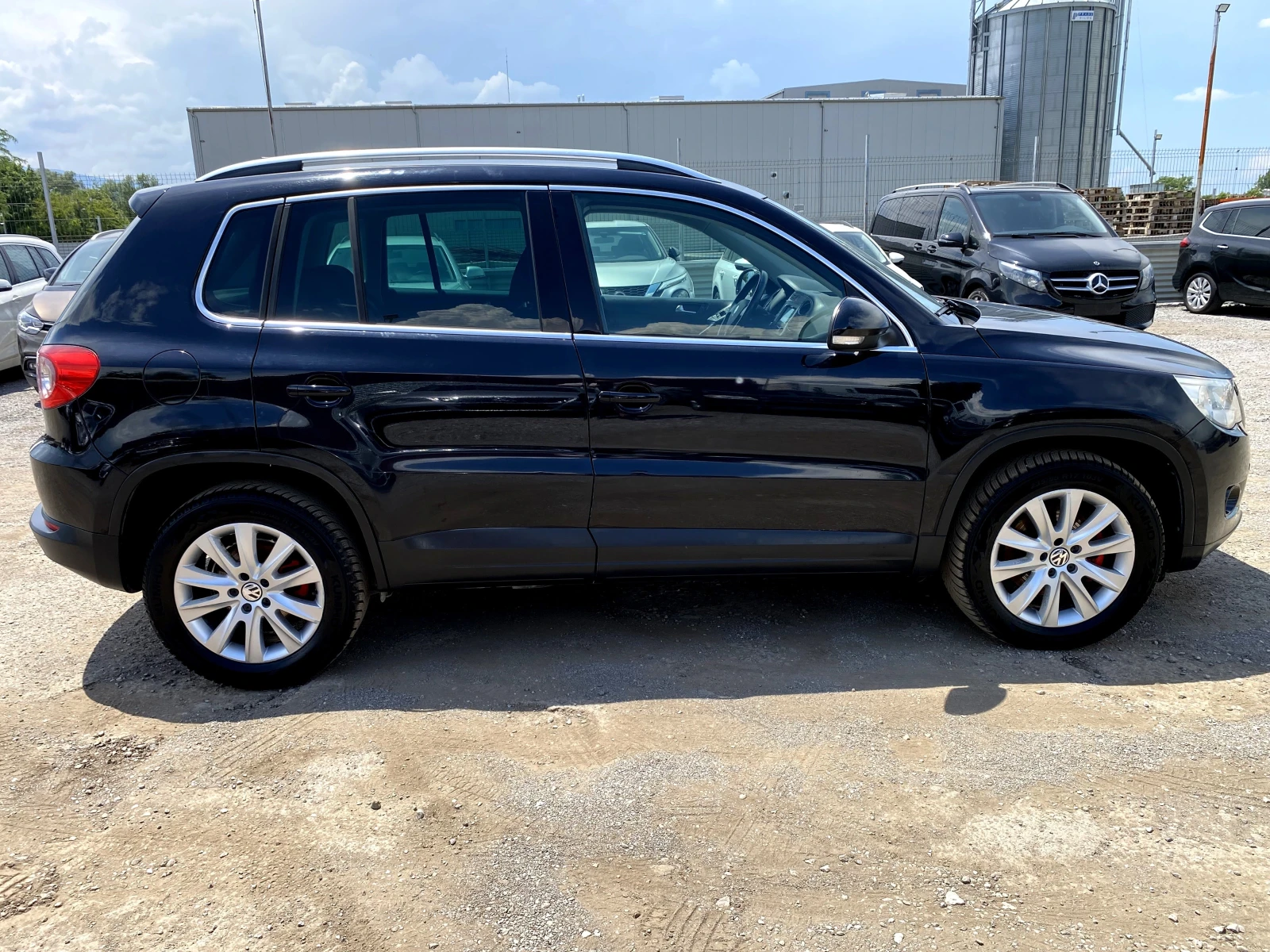 VW Tiguan 2.0TDI 4Motion Multimedia, снимка 5 - Автомобили и джипове - 54867241