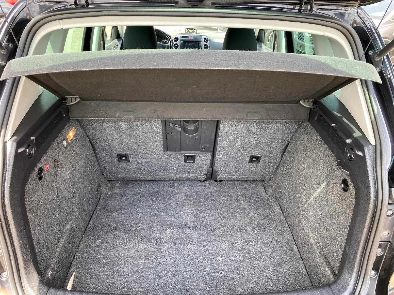 VW Tiguan 2.0TDI 4Motion Multimedia, снимка 12 - Автомобили и джипове - 54867241