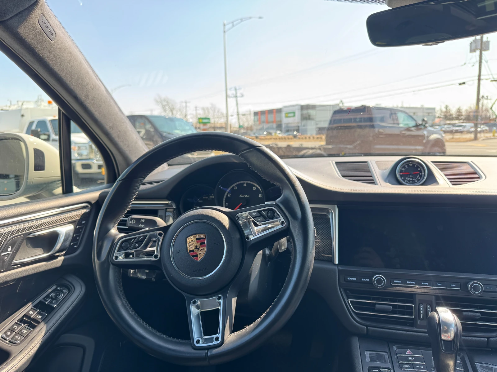 Porsche Macan Turbo, снимка 8 - Автомобили и джипове - 55678555