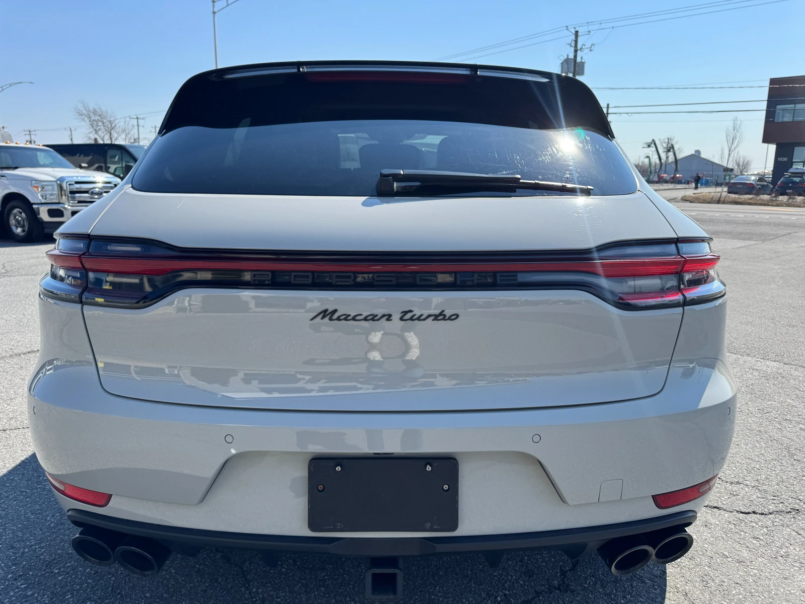 Porsche Macan Turbo, снимка 3 - Автомобили и джипове - 55678555