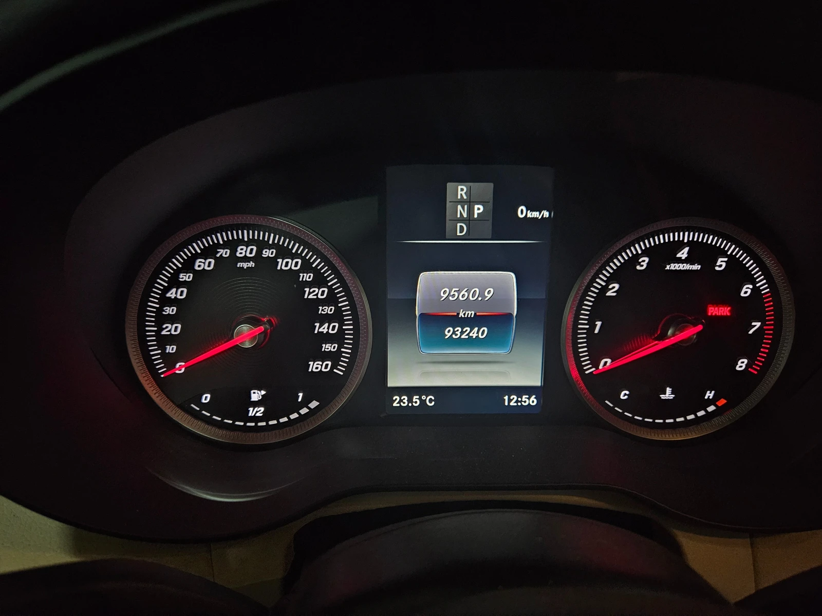 Mercedes-Benz GLC 300 Coupe 4matic, снимка 14 - Автомобили и джипове - 55710764