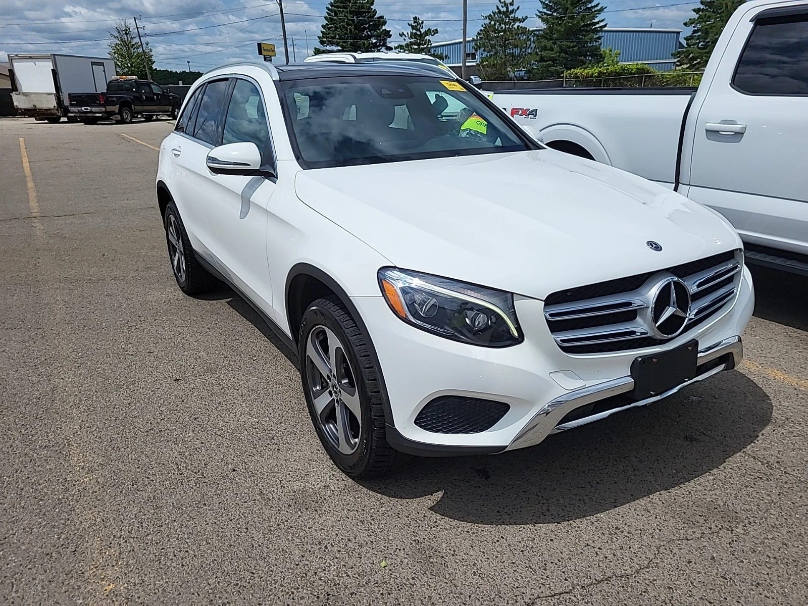 Mercedes-Benz GLC 300, снимка 5 - Автомобили и джипове - 55720521