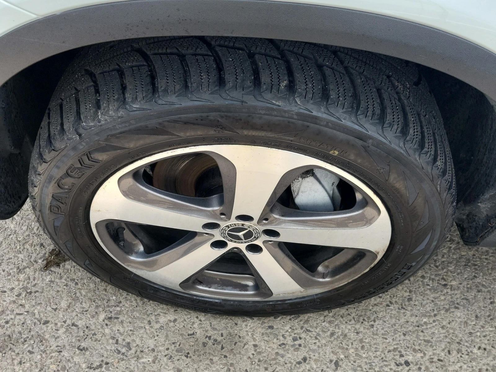 Mercedes-Benz GLC 300, снимка 4 - Автомобили и джипове - 55720521