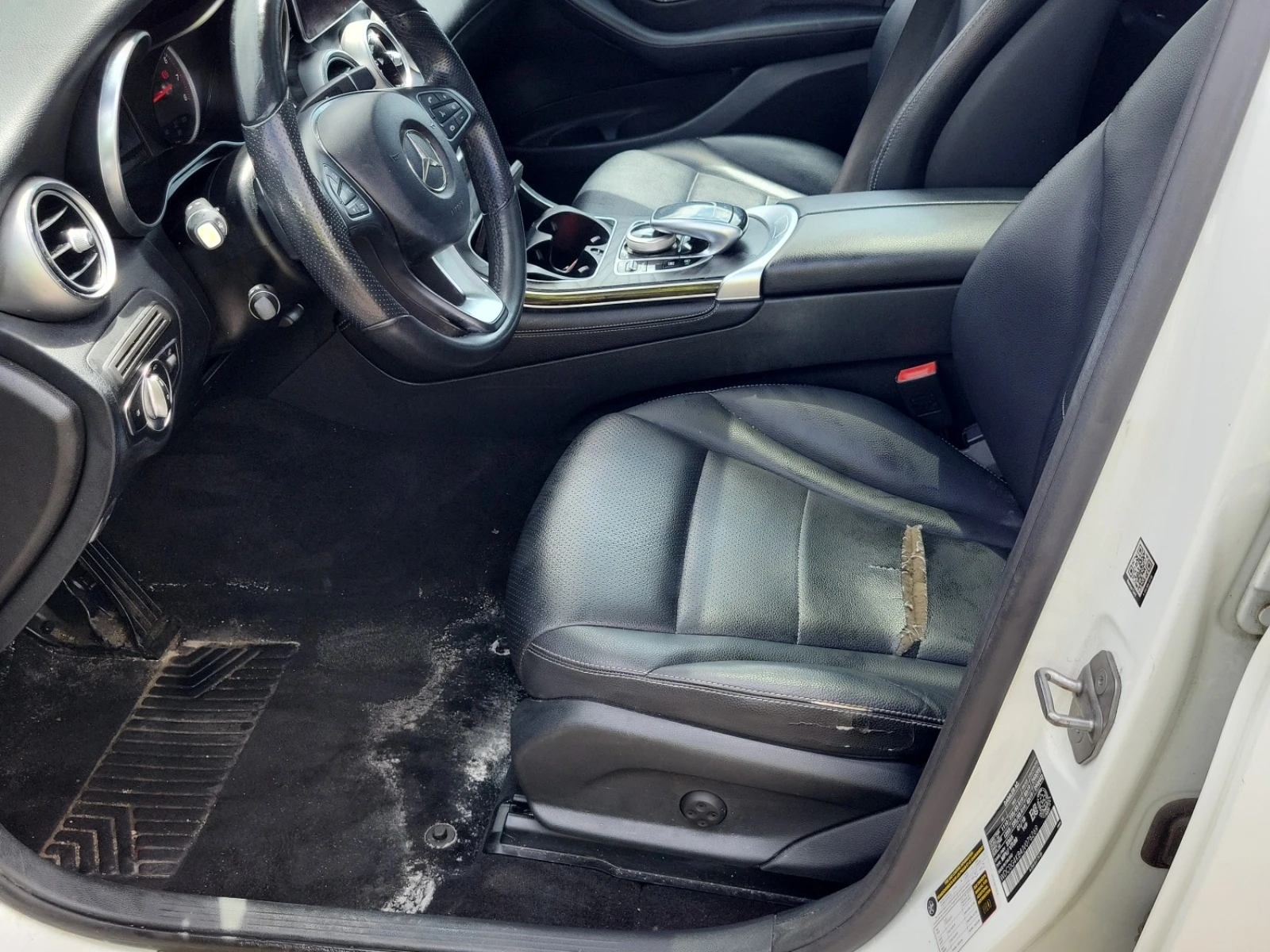 Mercedes-Benz GLC 300, снимка 3 - Автомобили и джипове - 55720521