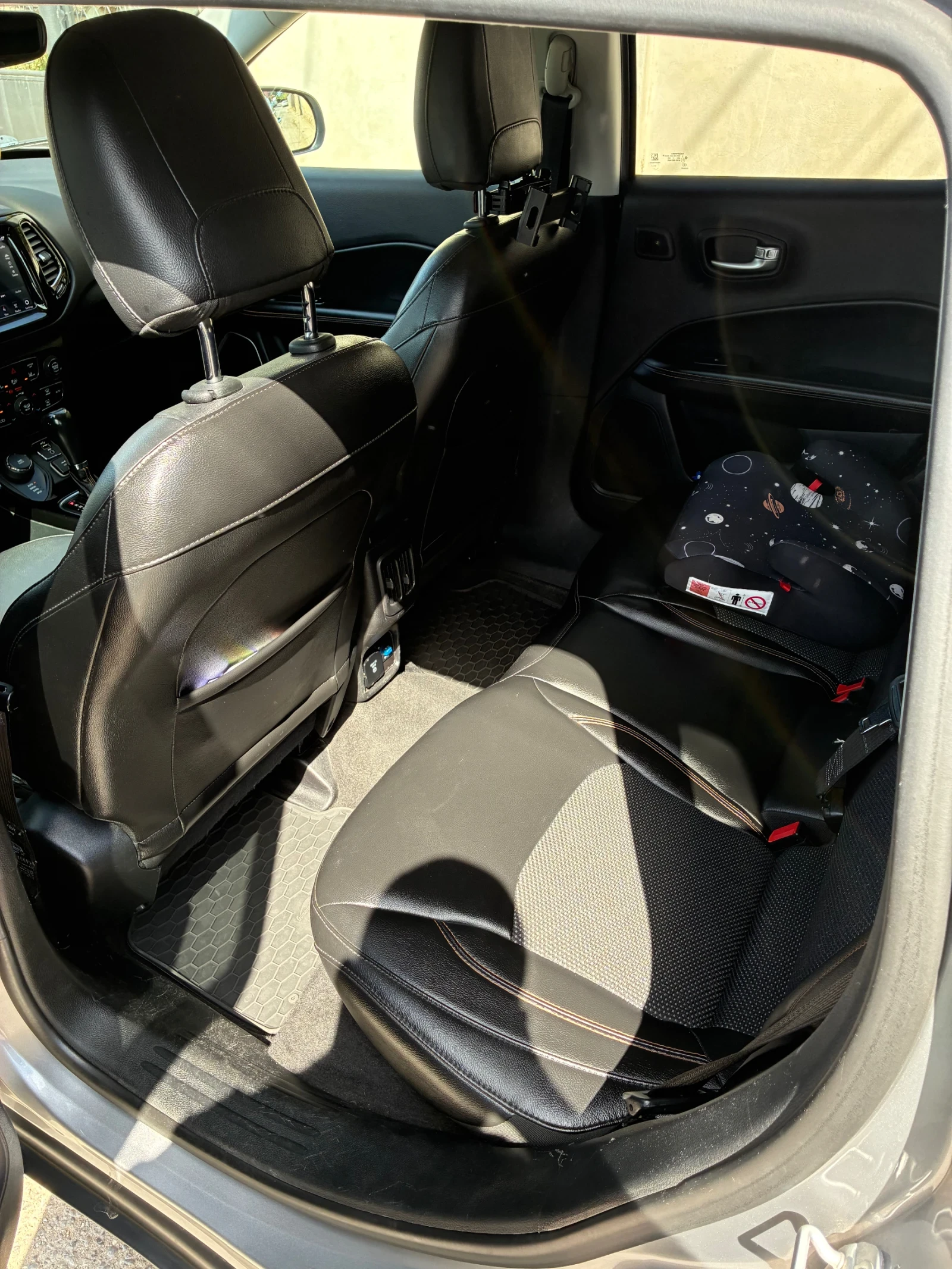 Jeep Compass 2.0 Multijet Limited, снимка 8 - Автомобили и джипове - 55867717