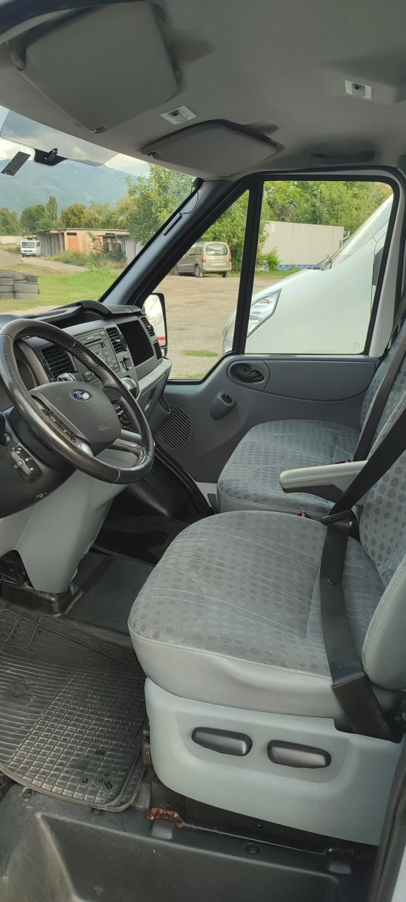 Ford Transit, снимка 13 - Бусове и автобуси - 47270925