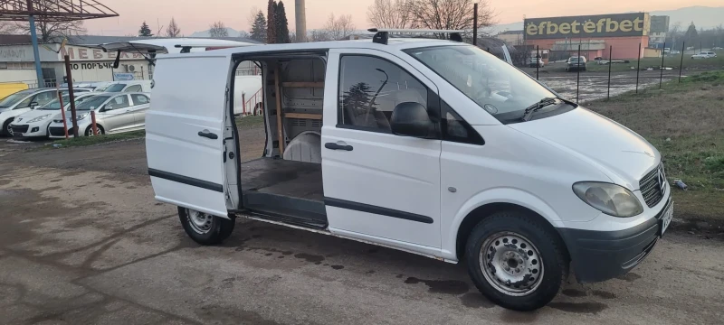 Mercedes-Benz Vito 109 CDI, снимка 4 - Бусове и автобуси - 53144800