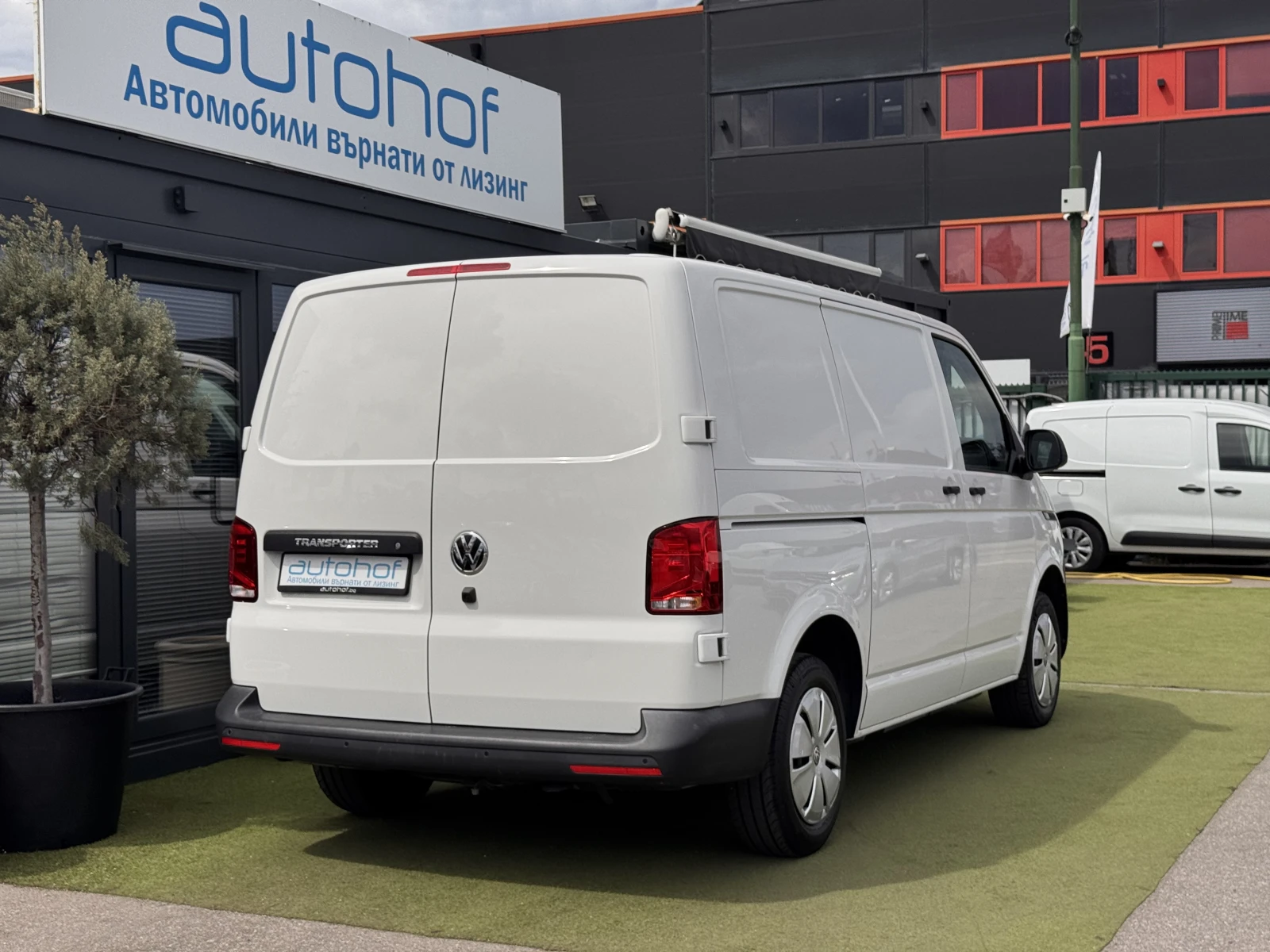 VW Transporter BUSINESS/2.0TDI/150k.c./6MT/L1H1, снимка 4 - Бусове и автобуси - 55221100