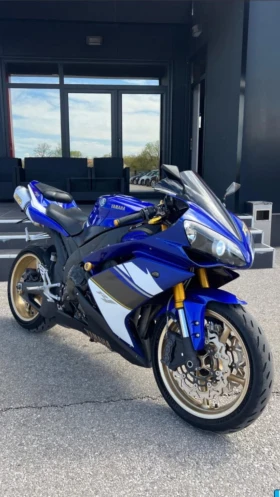 Yamaha YZF-R1, снимка 1