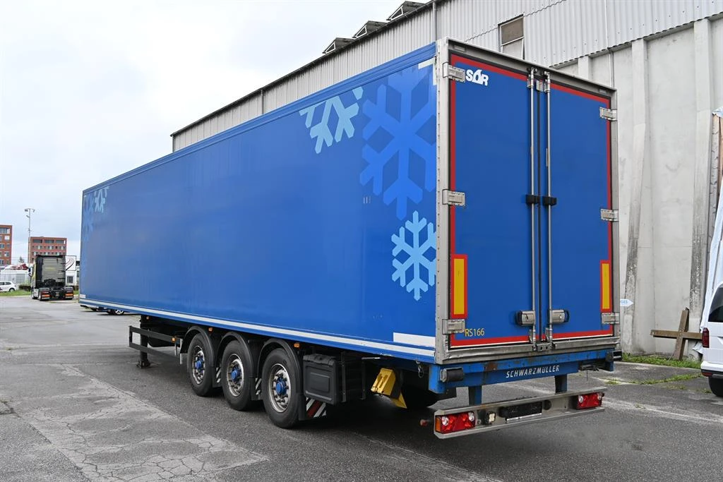  SPA 3/E | Mobile.bg   4