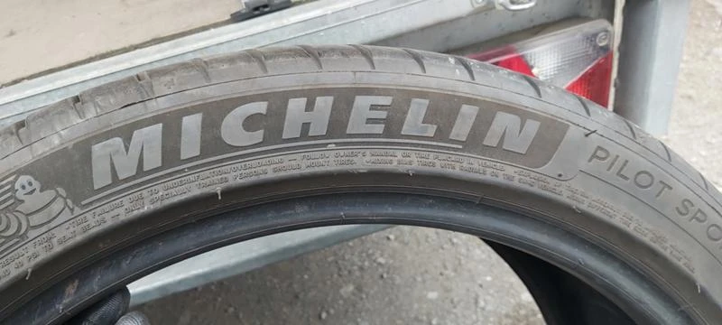 Гуми Летни 245/40R19, снимка 6 - Гуми и джанти - 33067734