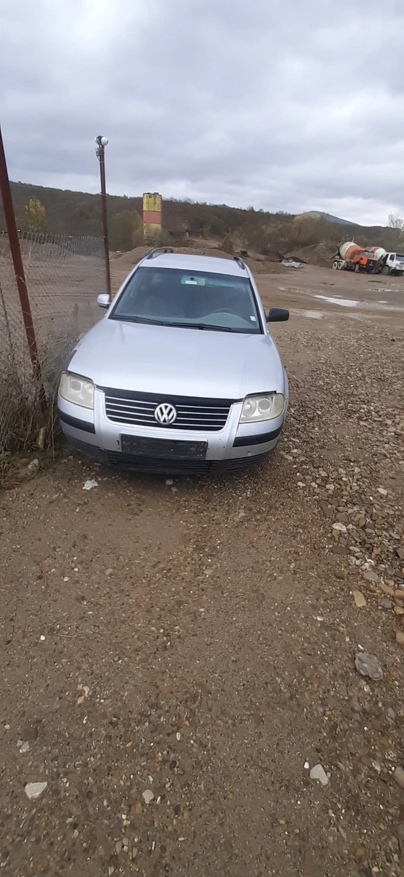 VW Passat, снимка 2 - Автомобили и джипове - 47027923