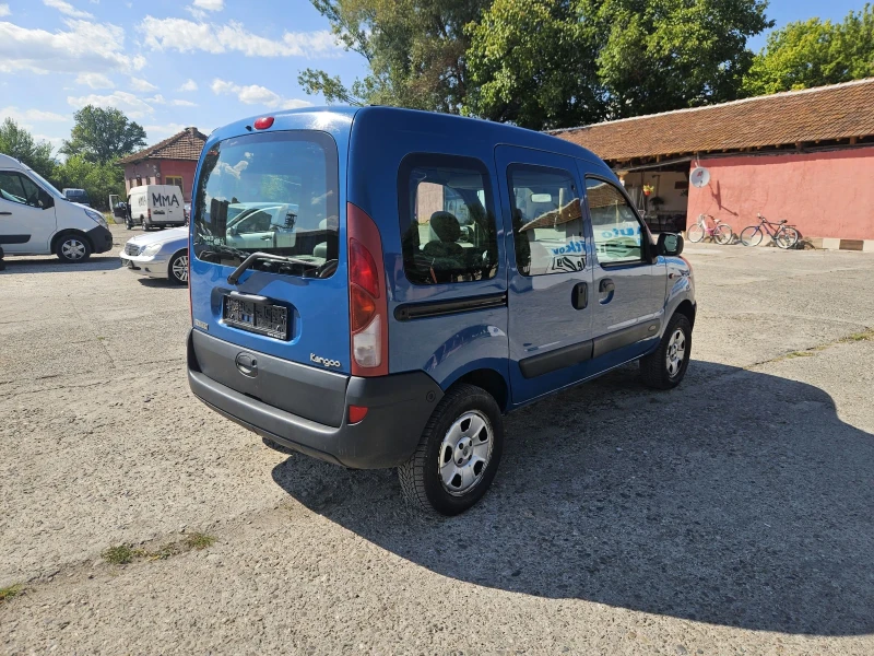 Renault Kangoo 1.6i 4х4, снимка 4 - Автомобили и джипове - 48444846