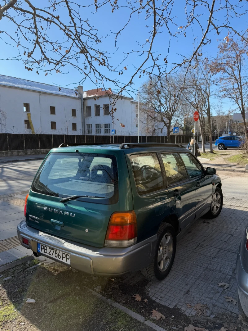 Subaru Forester 2.0Т 170hp 4x4, снимка 4 - Автомобили и джипове - 48727875