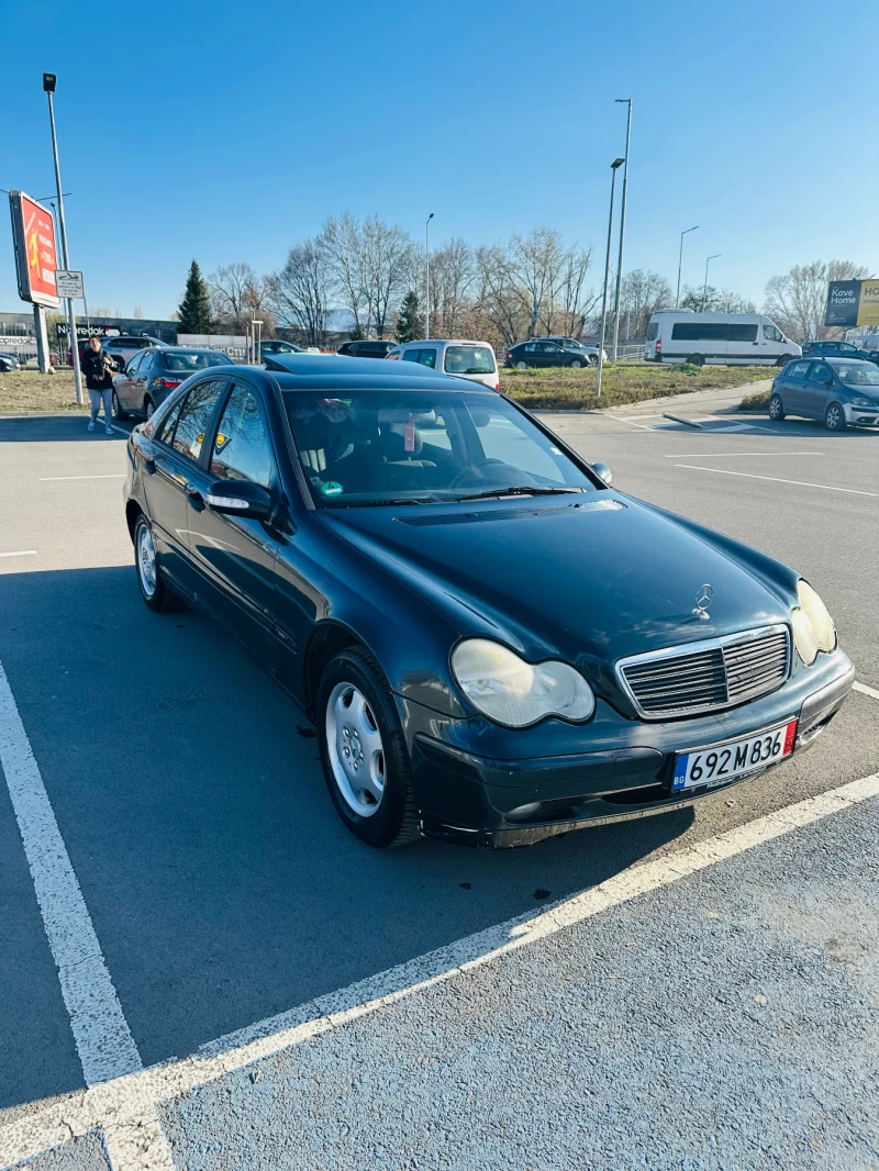 Mercedes-Benz C 180, снимка 9 - Автомобили и джипове - 49563551