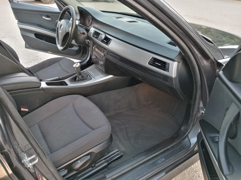 BMW 320 2.0TDI KLIMA, снимка 11 - Автомобили и джипове - 50958477