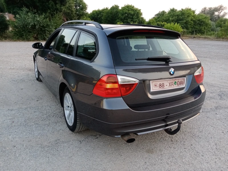 BMW 320 2.0TDI KLIMA, снимка 4 - Автомобили и джипове - 50958477