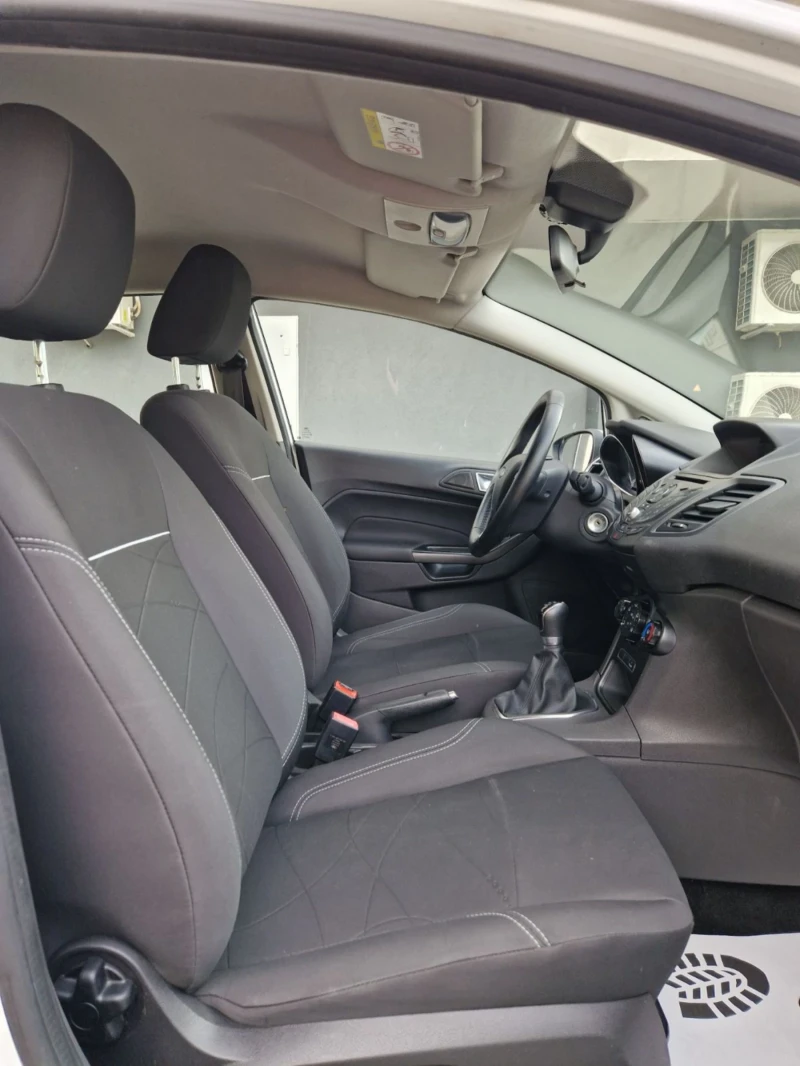 Ford Fiesta 1.6 / 95 к.с. EURO  5, снимка 14 - Автомобили и джипове - 51289035