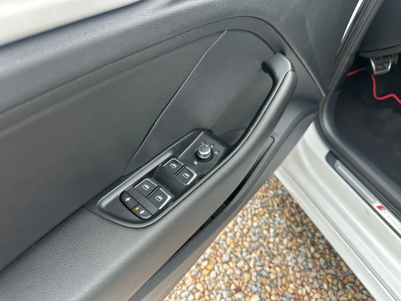Audi A3 2.0 TDI 3XS-LINE, снимка 14 - Автомобили и джипове - 52575423