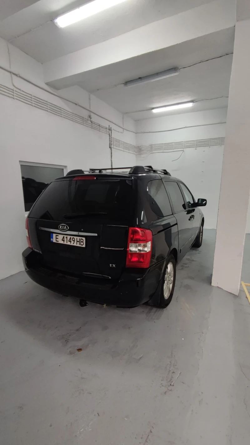 Kia Carnival, снимка 4 - Автомобили и джипове - 52677638