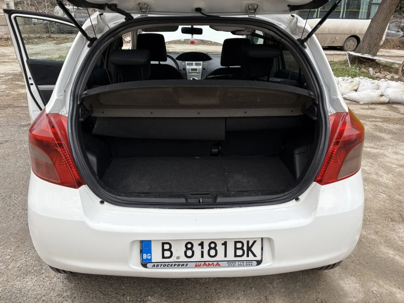 Toyota Yaris D-4D, снимка 8 - Автомобили и джипове - 53181496