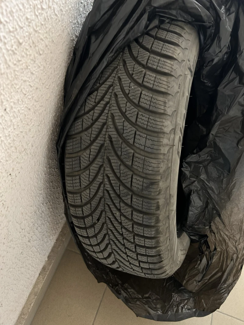 Toyota Yaris D-4D, снимка 13 - Автомобили и джипове - 53181496