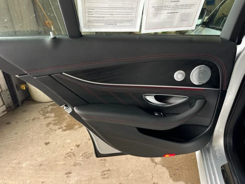 Mercedes-Benz E 53 AMG 4MATIC+ * АвтоКредит* Цена до БГ, снимка 7 - Автомобили и джипове - 53394309