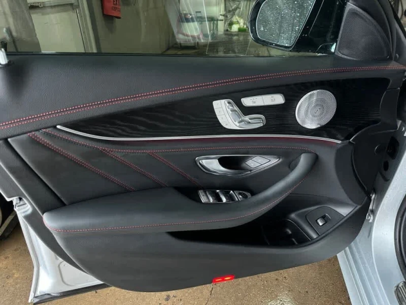 Mercedes-Benz E 53 AMG 4MATIC+ * АвтоКредит* Цена до БГ, снимка 6 - Автомобили и джипове - 53394309