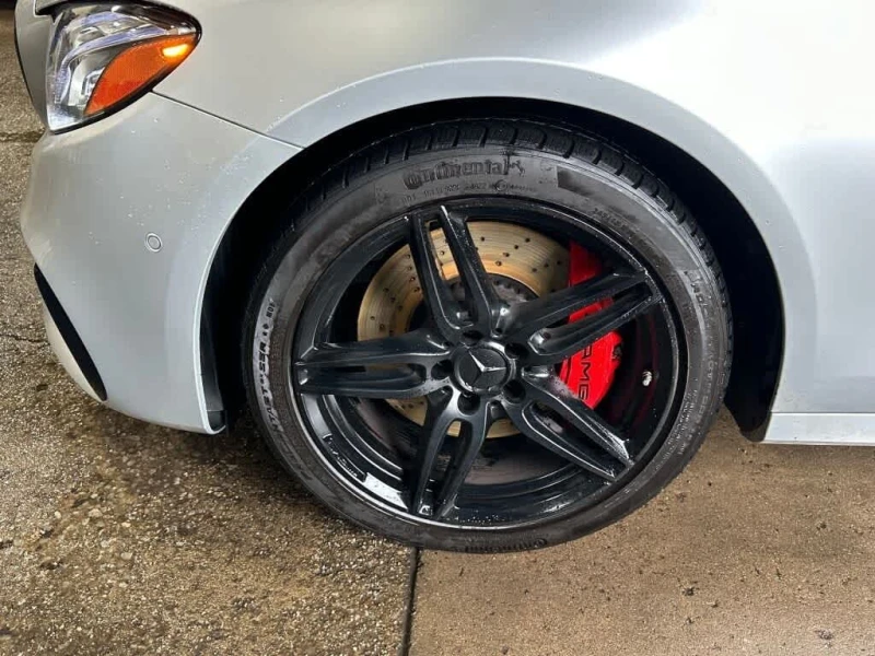 Mercedes-Benz E 53 AMG 4MATIC+ * АвтоКредит* Цена до БГ, снимка 17 - Автомобили и джипове - 53394309