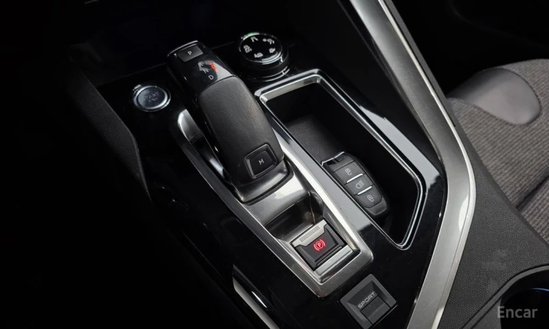 Peugeot 3008, снимка 9 - Автомобили и джипове - 53451931