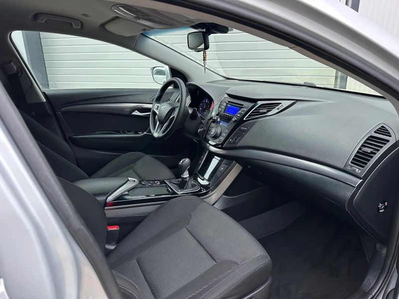 Hyundai I40 1.7CRDI ПОДГРЕВ ВОЛАН СЕДАЛКИ ЛЕД ТОП СЪСТОЯНИЕ, снимка 14 - Автомобили и джипове - 53523039