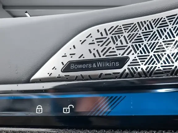BMW i5 M60 xDrive = M-Sport Pro = Гаранция, снимка 8 - Автомобили и джипове - 54957249