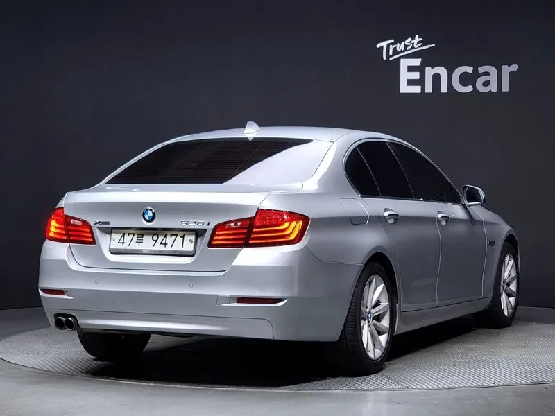 BMW 528 i xDrive - САМО 30% АВАНС, снимка 2 - Автомобили и джипове - 55803164