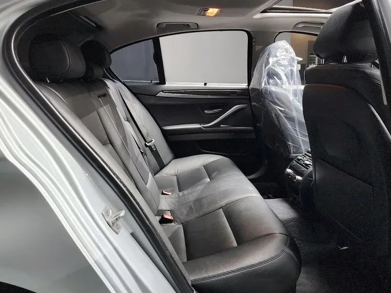 BMW 528 i xDrive - САМО 30% АВАНС, снимка 12 - Автомобили и джипове - 55803164