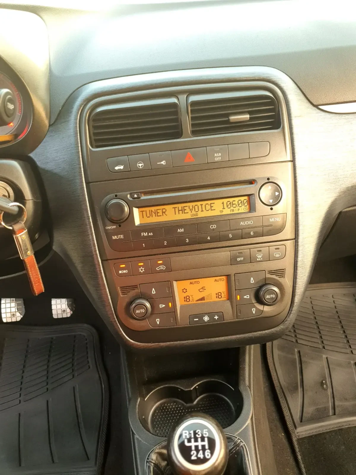 Fiat Punto Grande Punto 1.9 Multidjet  - изображение 10