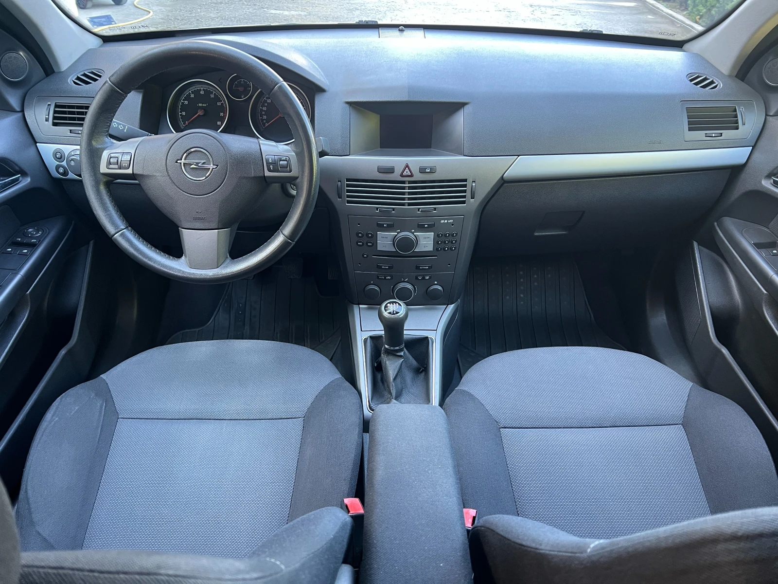 Opel Astra 1.6 Twinport - изображение 9