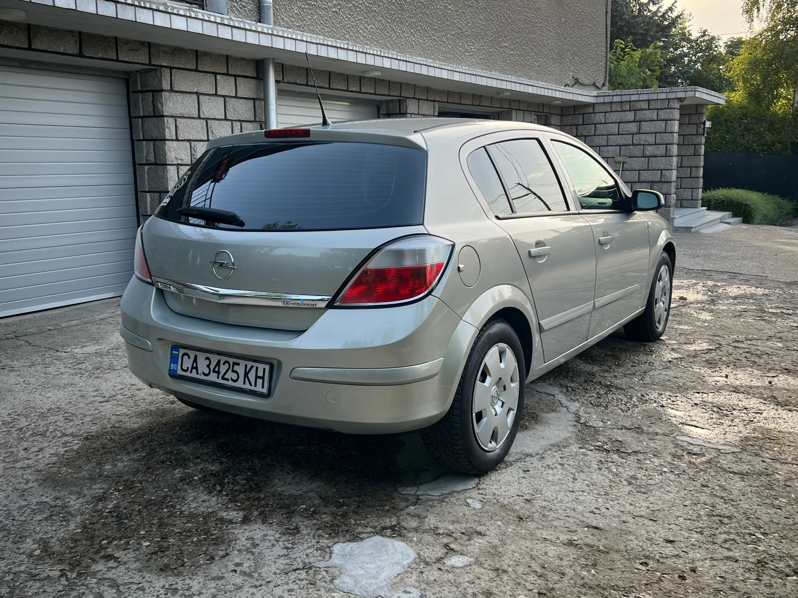 Opel Astra 1.6 Twinport - изображение 4