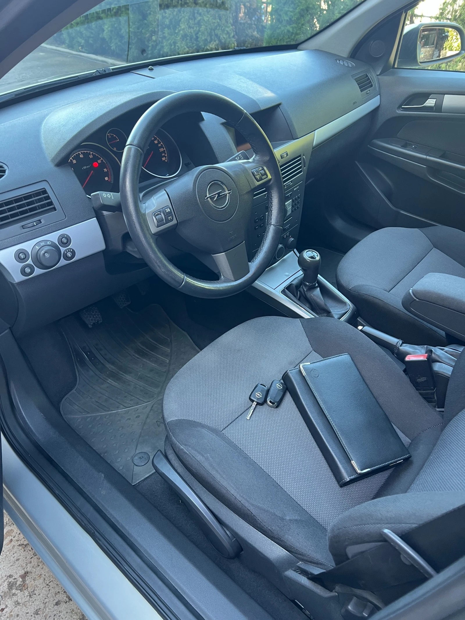 Opel Astra 1.6 Twinport - изображение 10