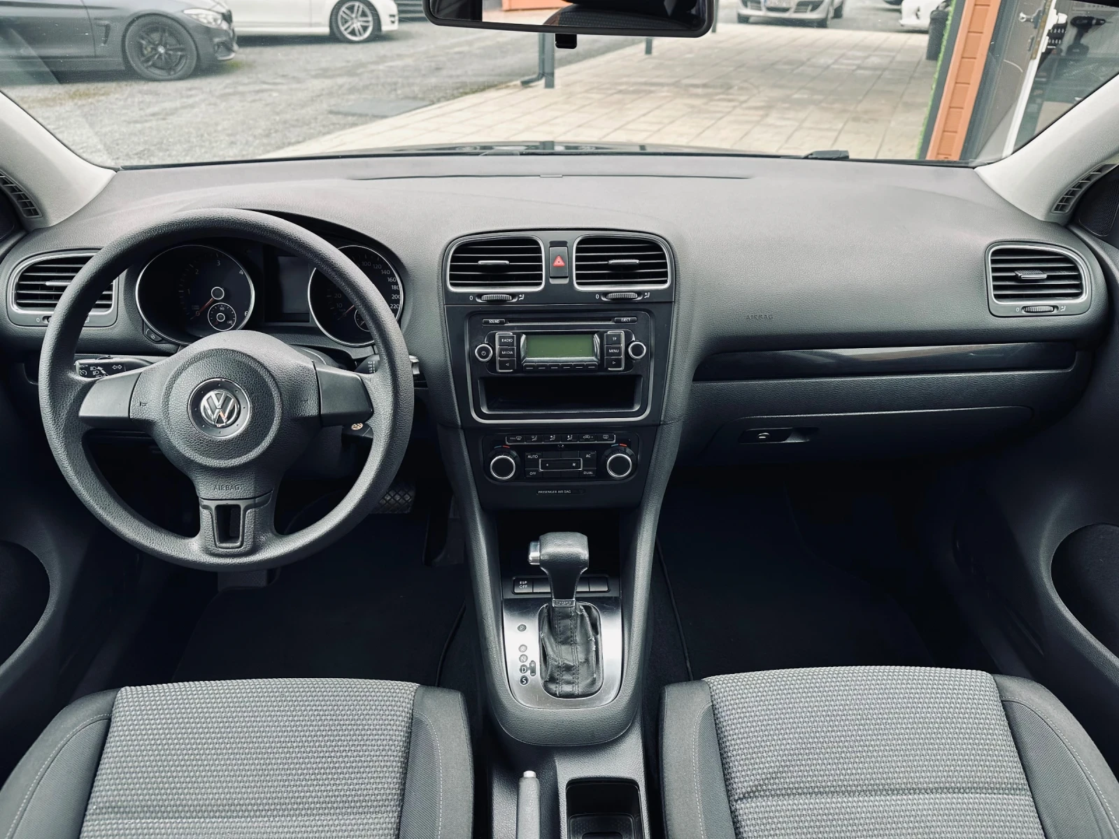 VW Golf 2.0 TDI/DSG | Mobile.bg — изображение 12