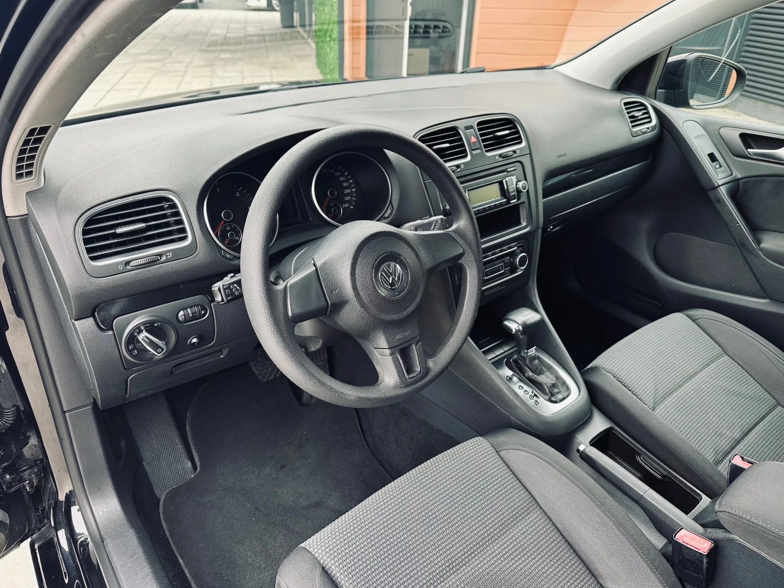 VW Golf 2.0 TDI/DSG - изображение 10