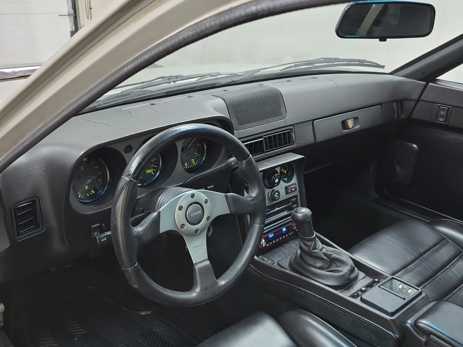 Porsche 944 Ръчка, един собственик от 2004г. - изображение 6