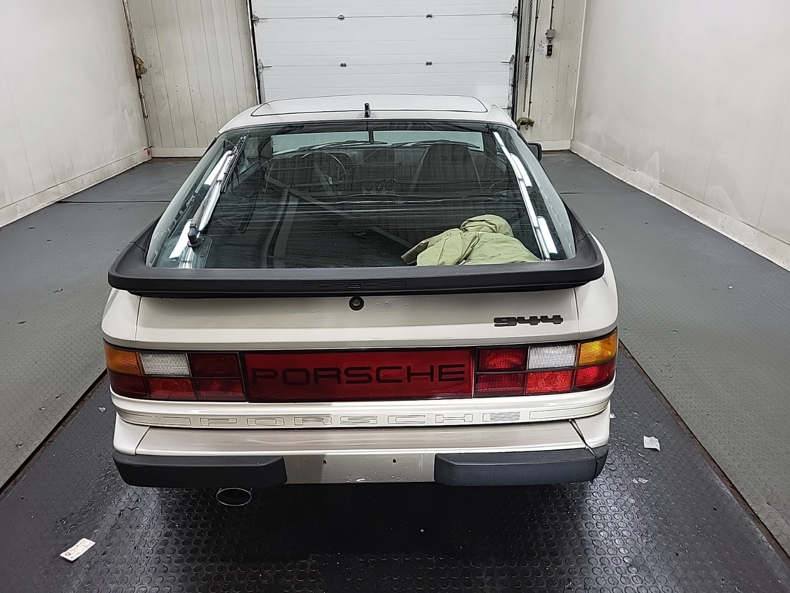 Porsche 944 Ръчка, един собственик от 2004г. - изображение 4