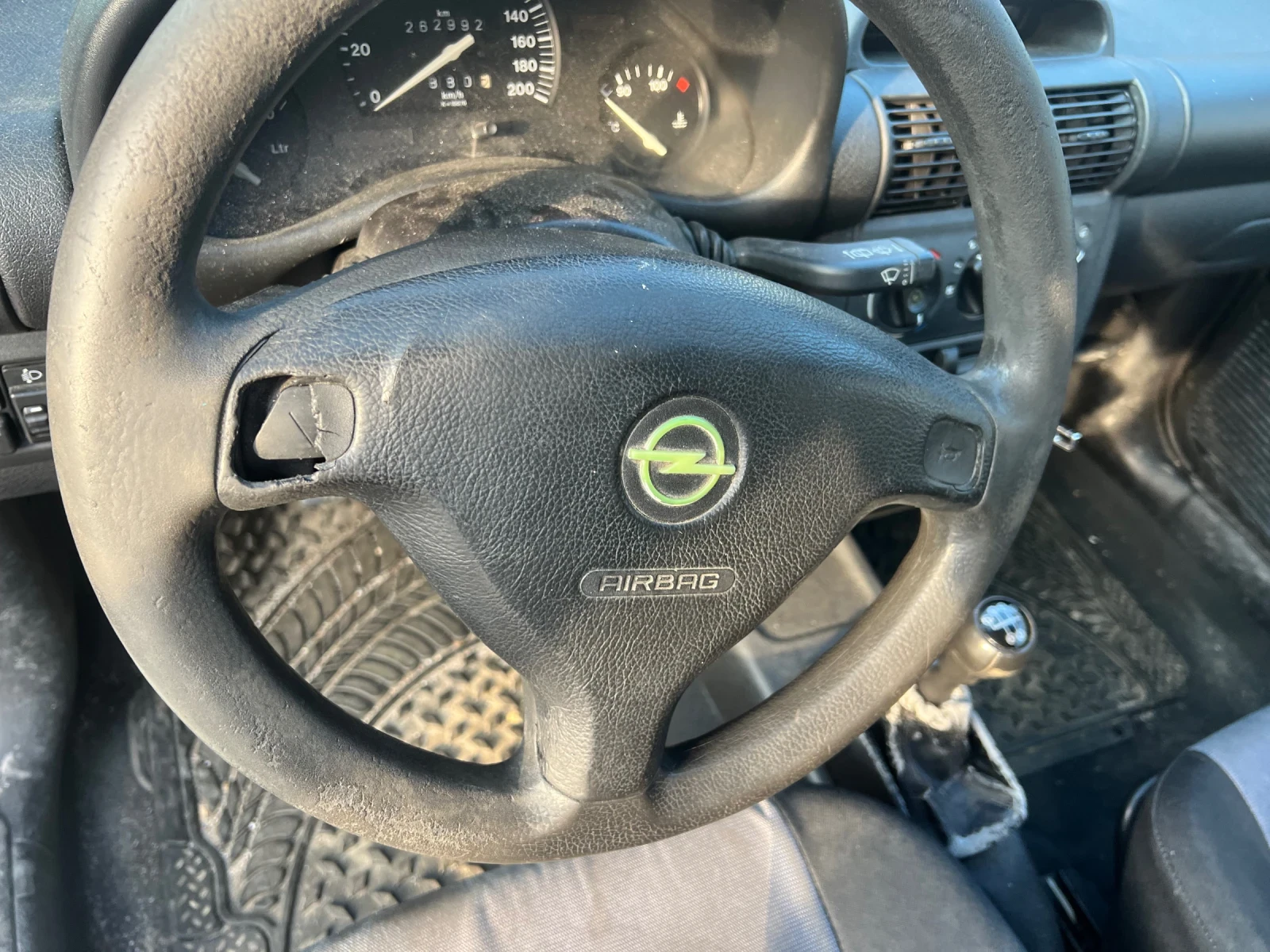 Opel Corsa  - изображение 4