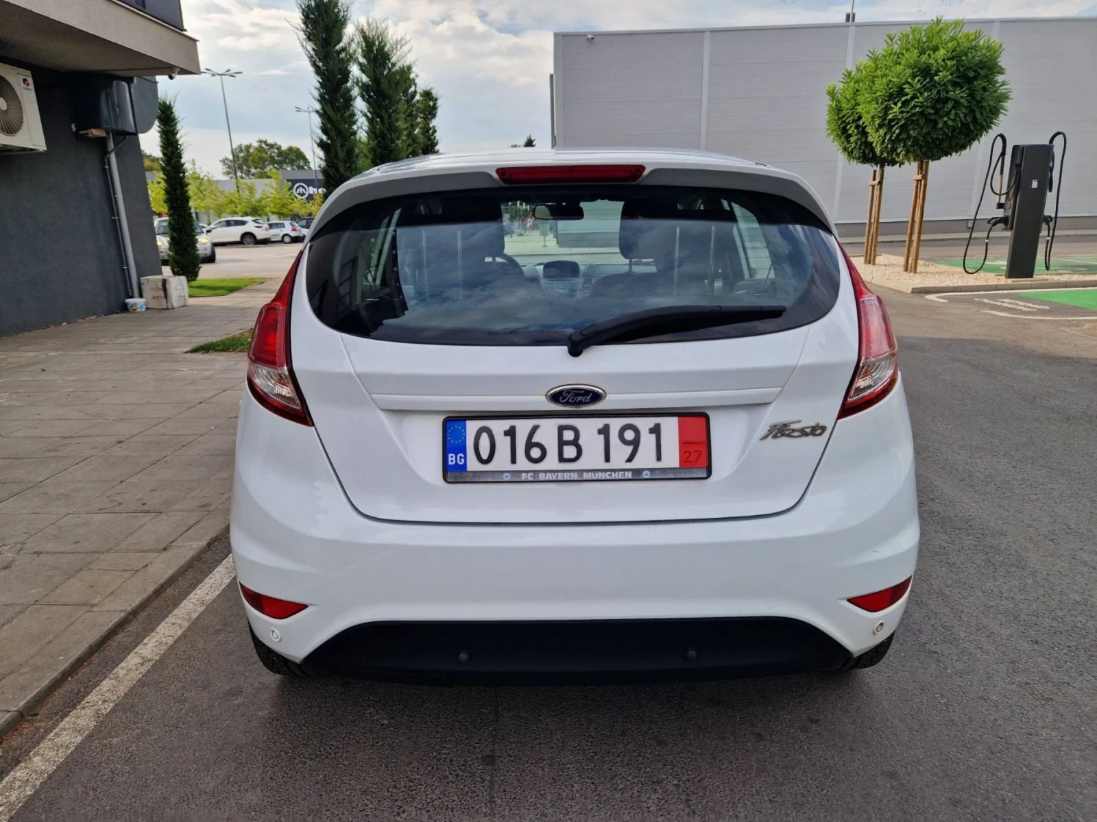 Ford Fiesta 1.6 / 95 к.с. EURO  5 - изображение 7