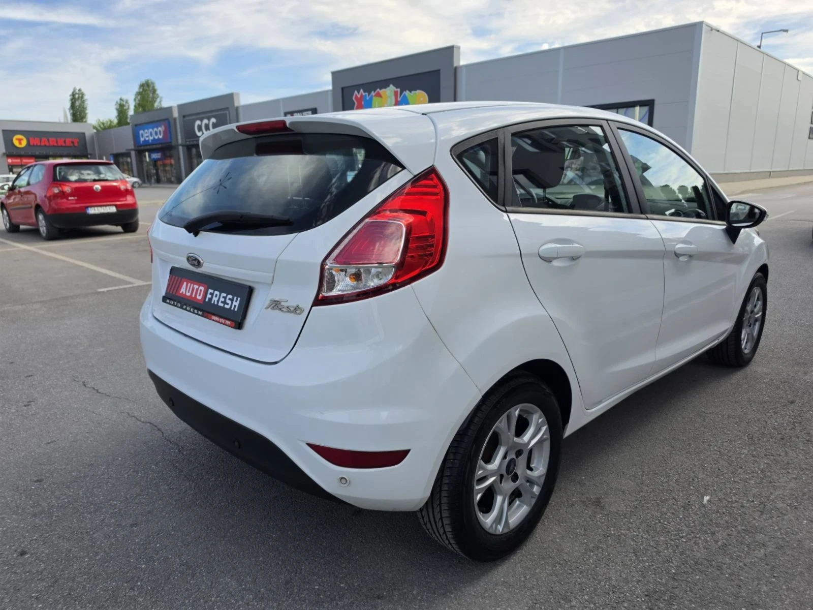 Ford Fiesta 1.6 / 95 к.с. EURO  5, снимка 4 - Автомобили и джипове - 51289035