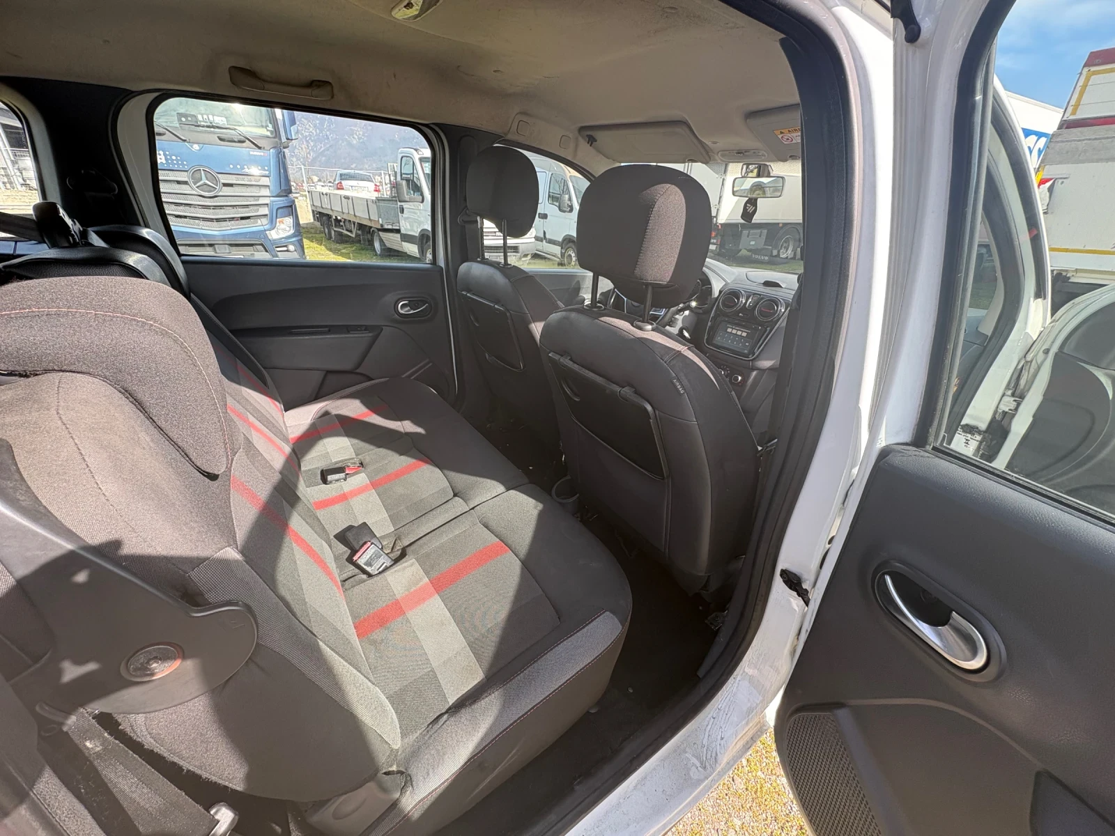 Dacia Lodgy 1.5DCI - изображение 7