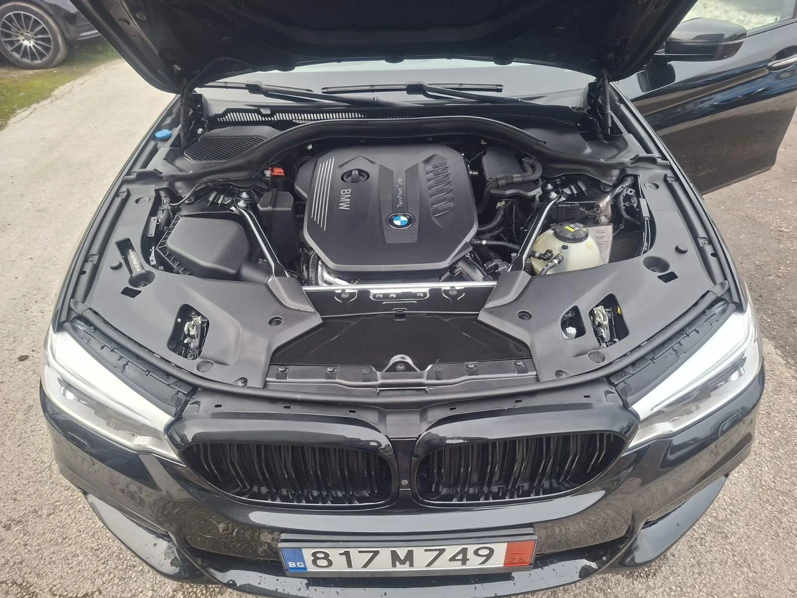 BMW 530 dM-PACKETШвейцария, снимка 14 - Автомобили и джипове - 53725531