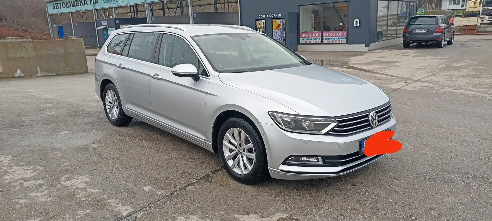 VW Passat 2.0 TDI  150k.c.  DSG  360* партроник, снимка 8 - Автомобили и джипове - 53852235